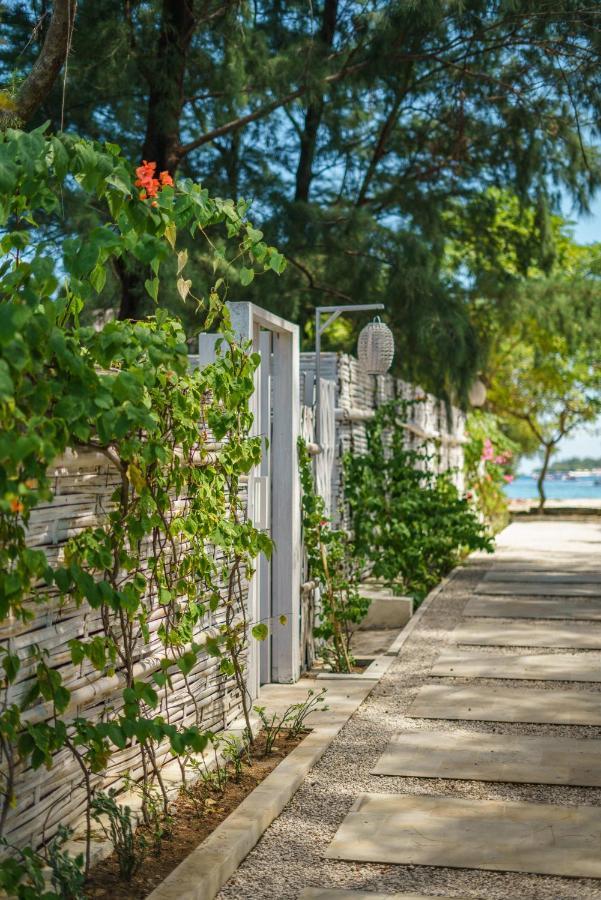Ora Villas Gili Meno Exterior photo