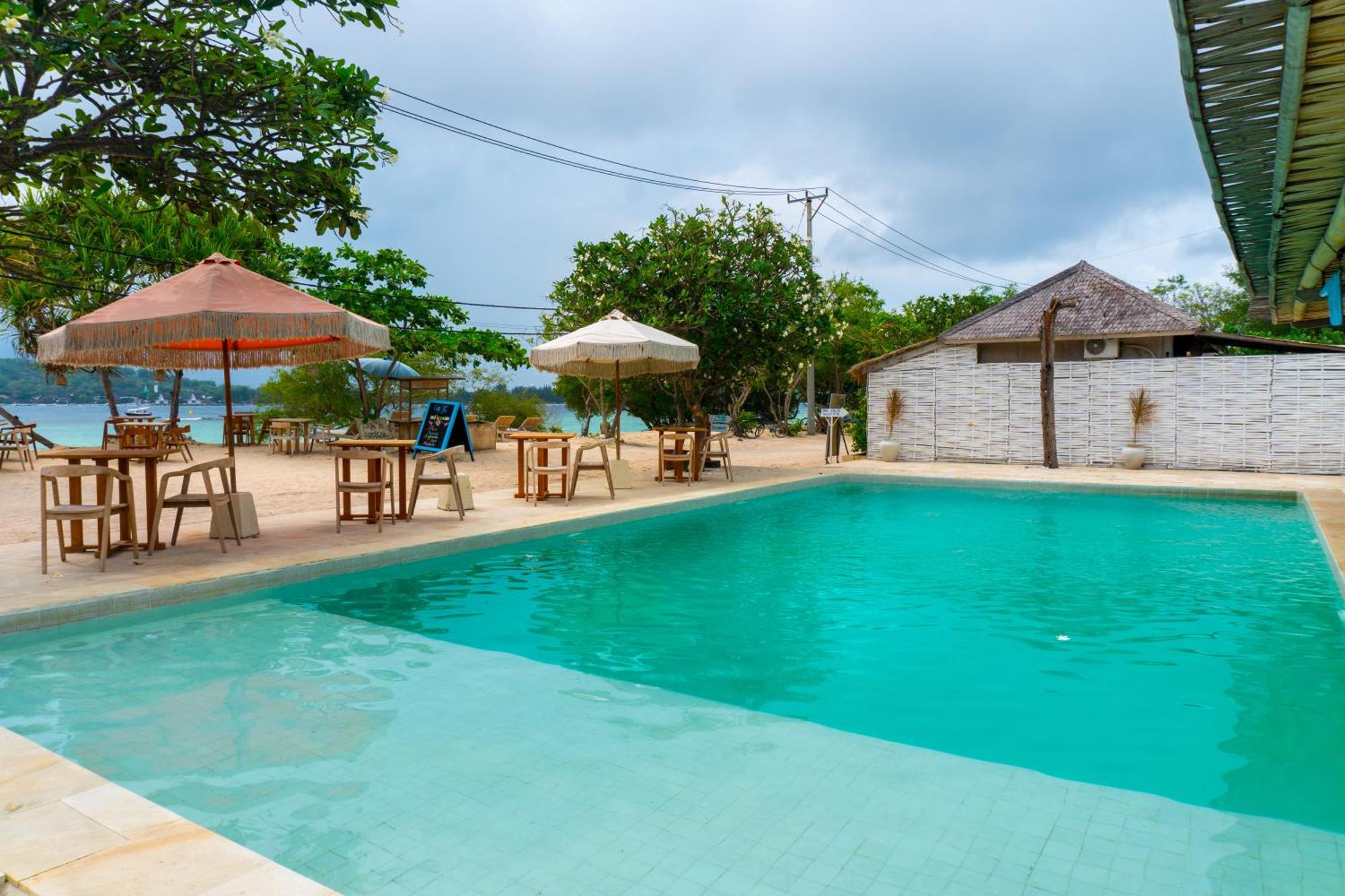 Ora Villas Gili Meno Exterior photo